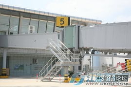 兴东机场2号航站楼今起试运行 廊桥启用，南通航空迈入新篇章